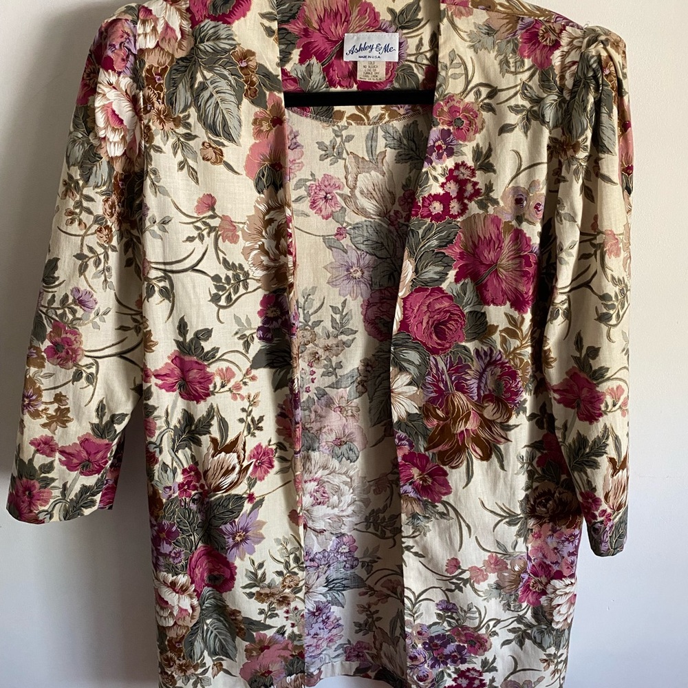 Ashley & Me Vintage 90's Floral Jacket with 3/4 Sleeves Cottagecore Grandmacore